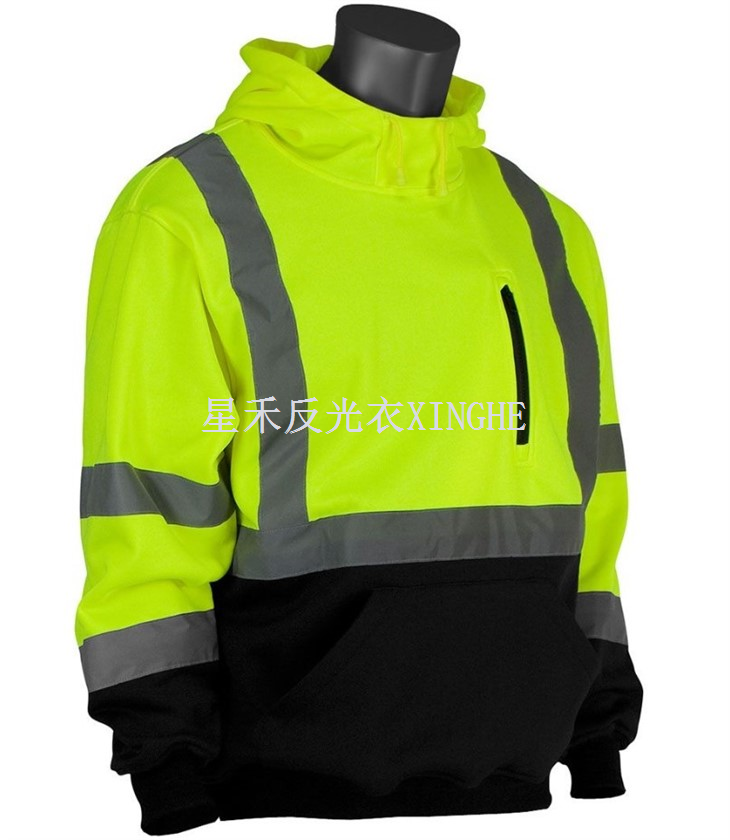 Reflektierender Kapuzenpullover mit schwarzer Unterseite