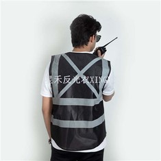 Warnwesten und Sicherheitswesten