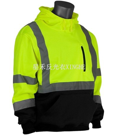 Reflektierender Kapuzenpullover mit schwarzer Unterseite